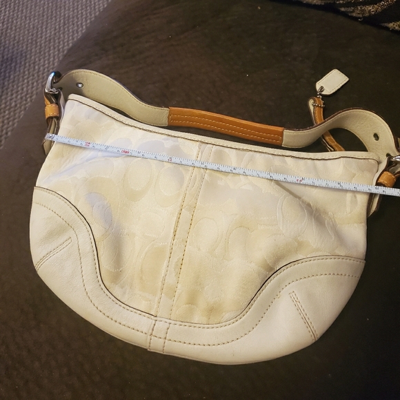 Purse - Picture 1 of 3